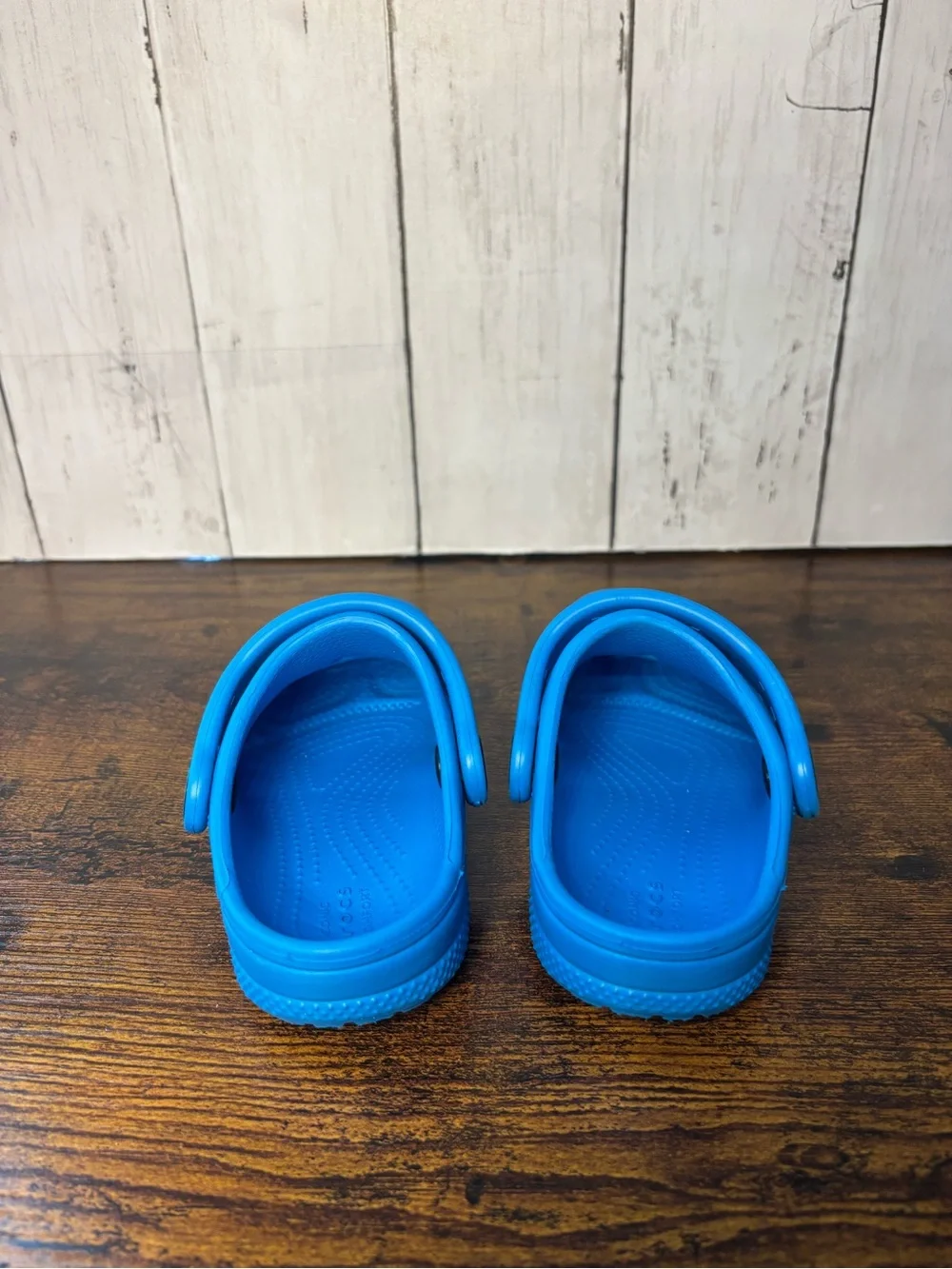 CROCS Kids Classic Clog in Bright Blue